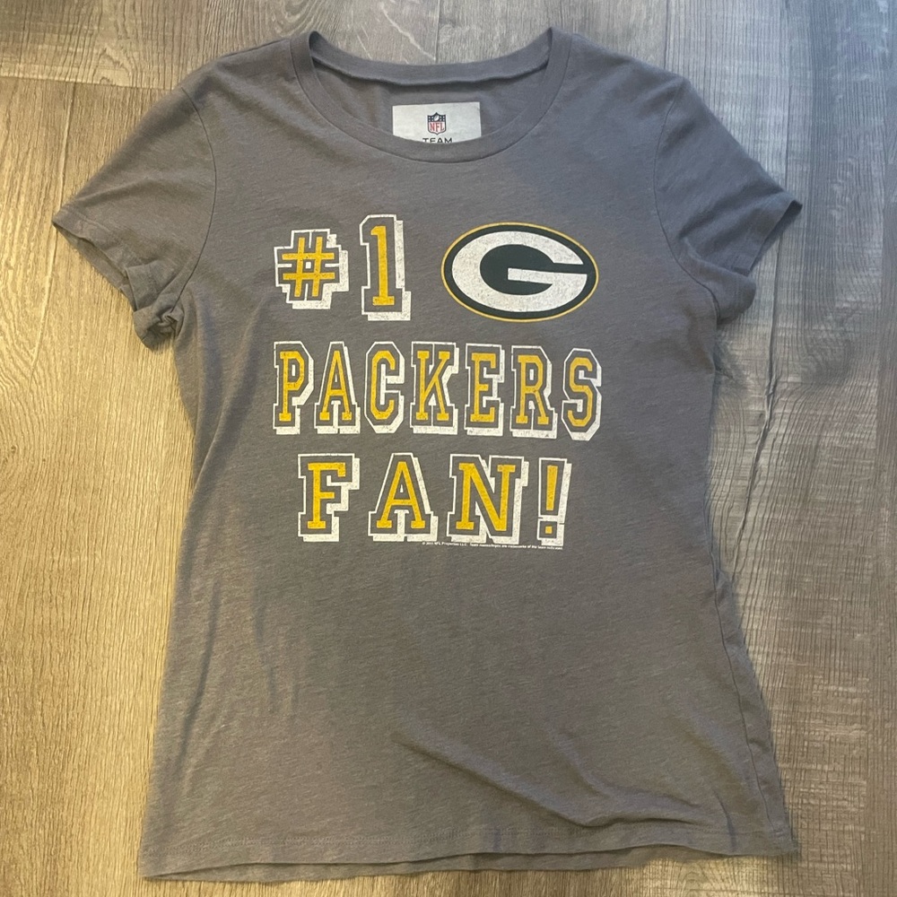 NFL brand Green Bay Packers Womens Tee.